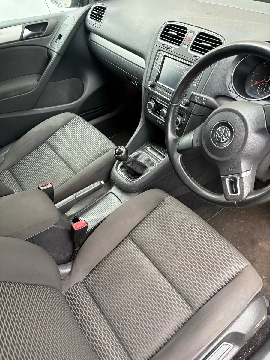 Vw golf 2010 nct 03/26 only 150k mls - Image 1