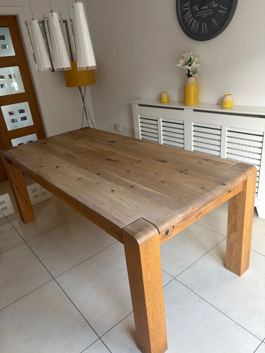 Dining table - Image 4