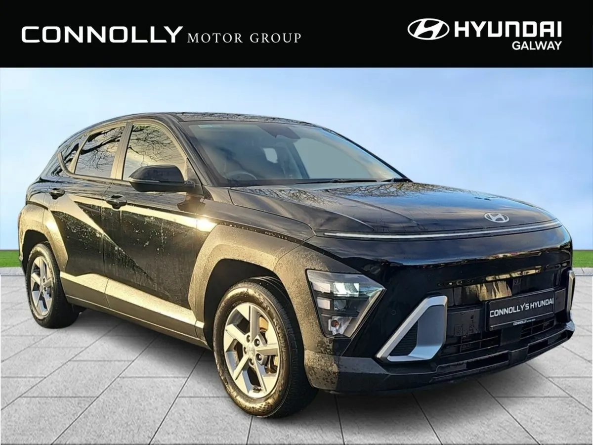 Hyundai KONA 1.6 HYBRID Signature Auto - €339 p/m - Image 1
