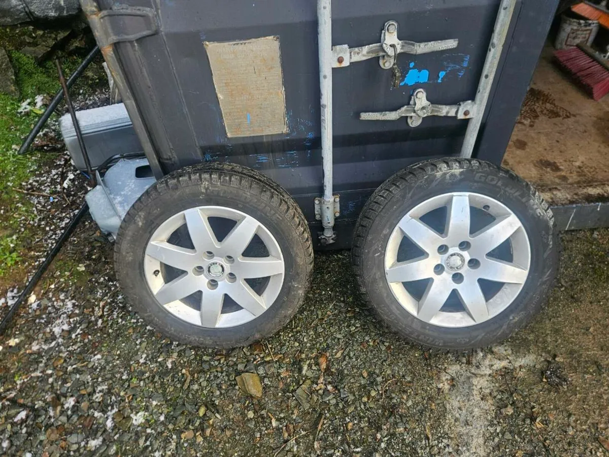 Alloys with winter tyres - Image 4