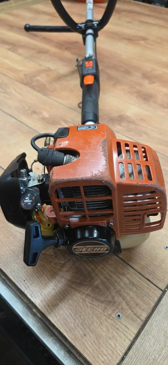 Echo strimmer - Image 1