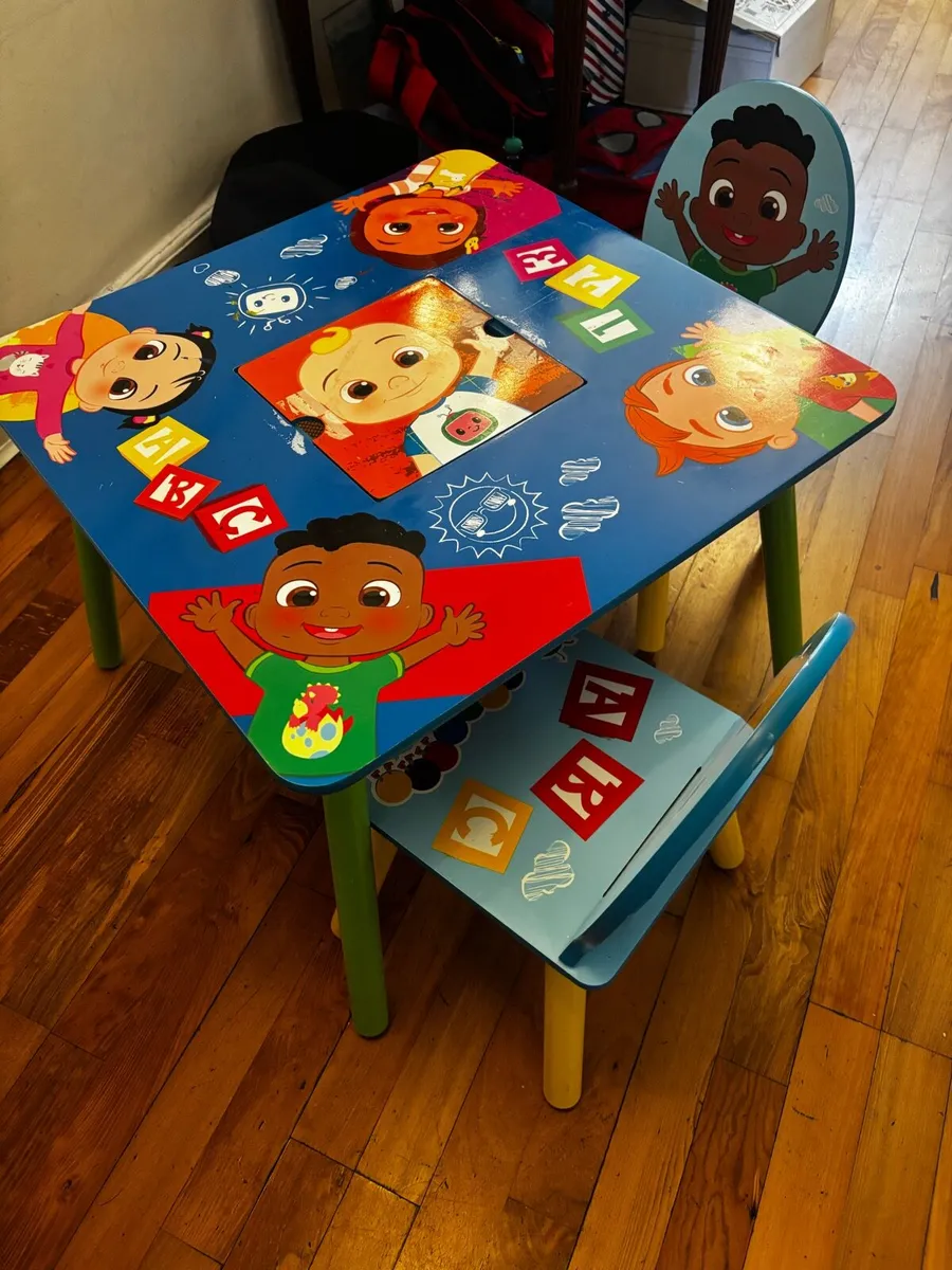 Kids table cocomelon theme - Image 1