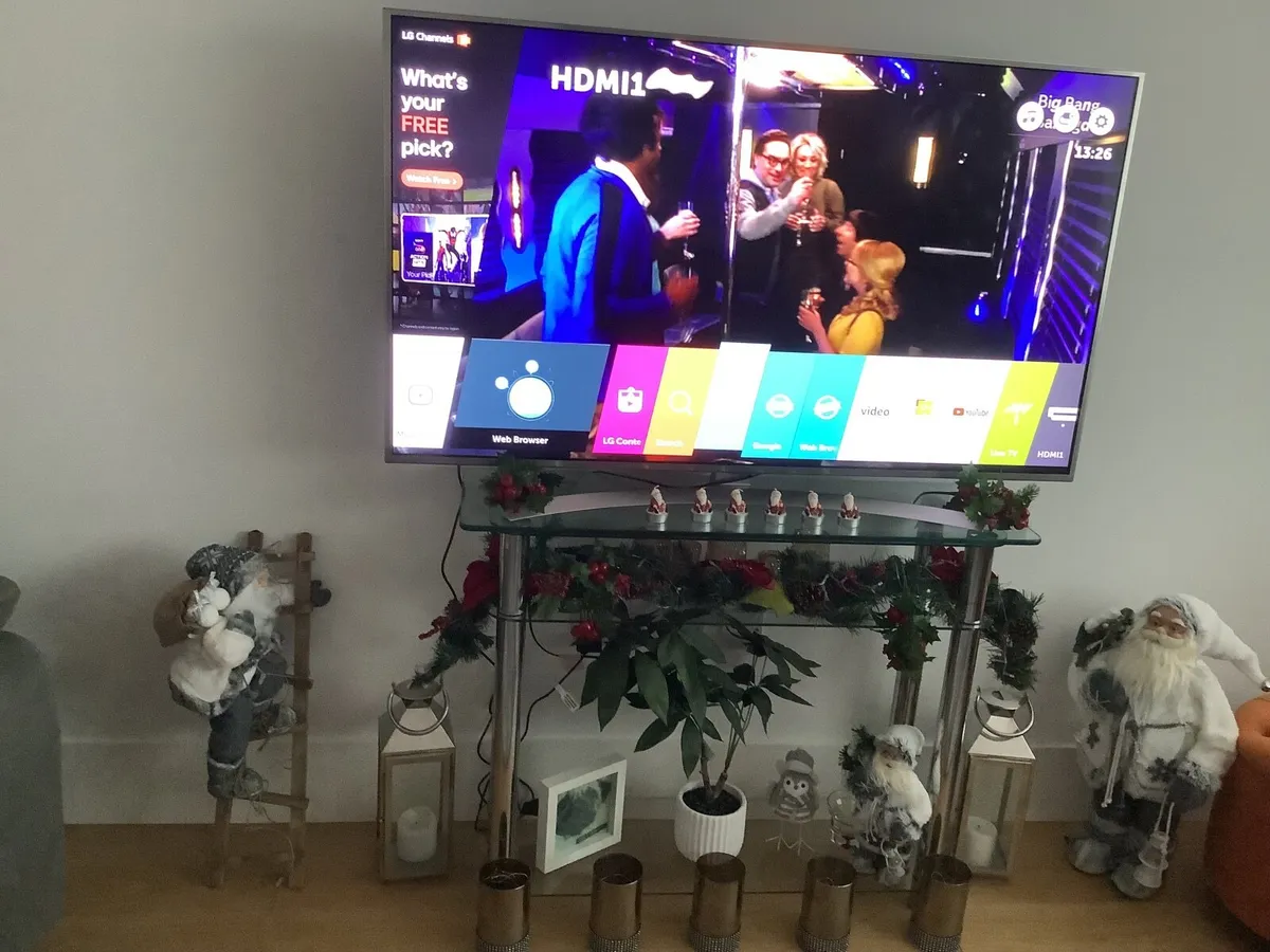 TV Table -chrome legs with 3 glass shelves - Image 2