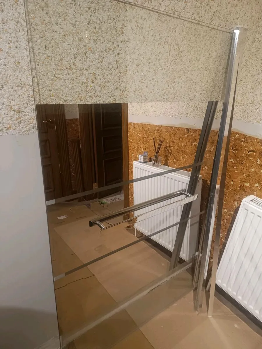 Bath Screens - Image 2