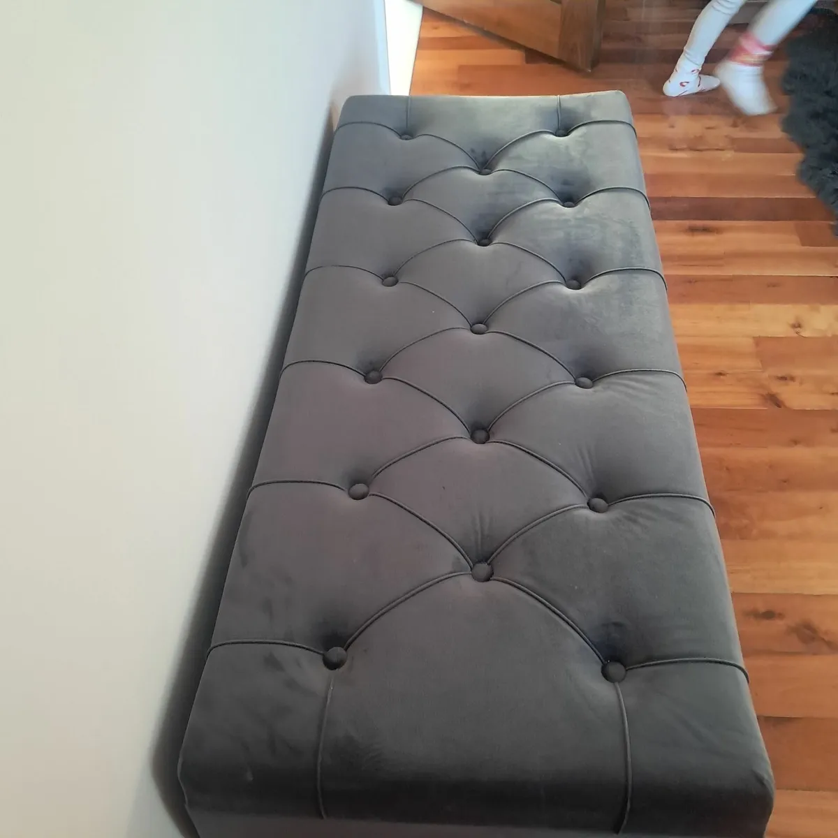 Velvet  grey Bench - Image 3