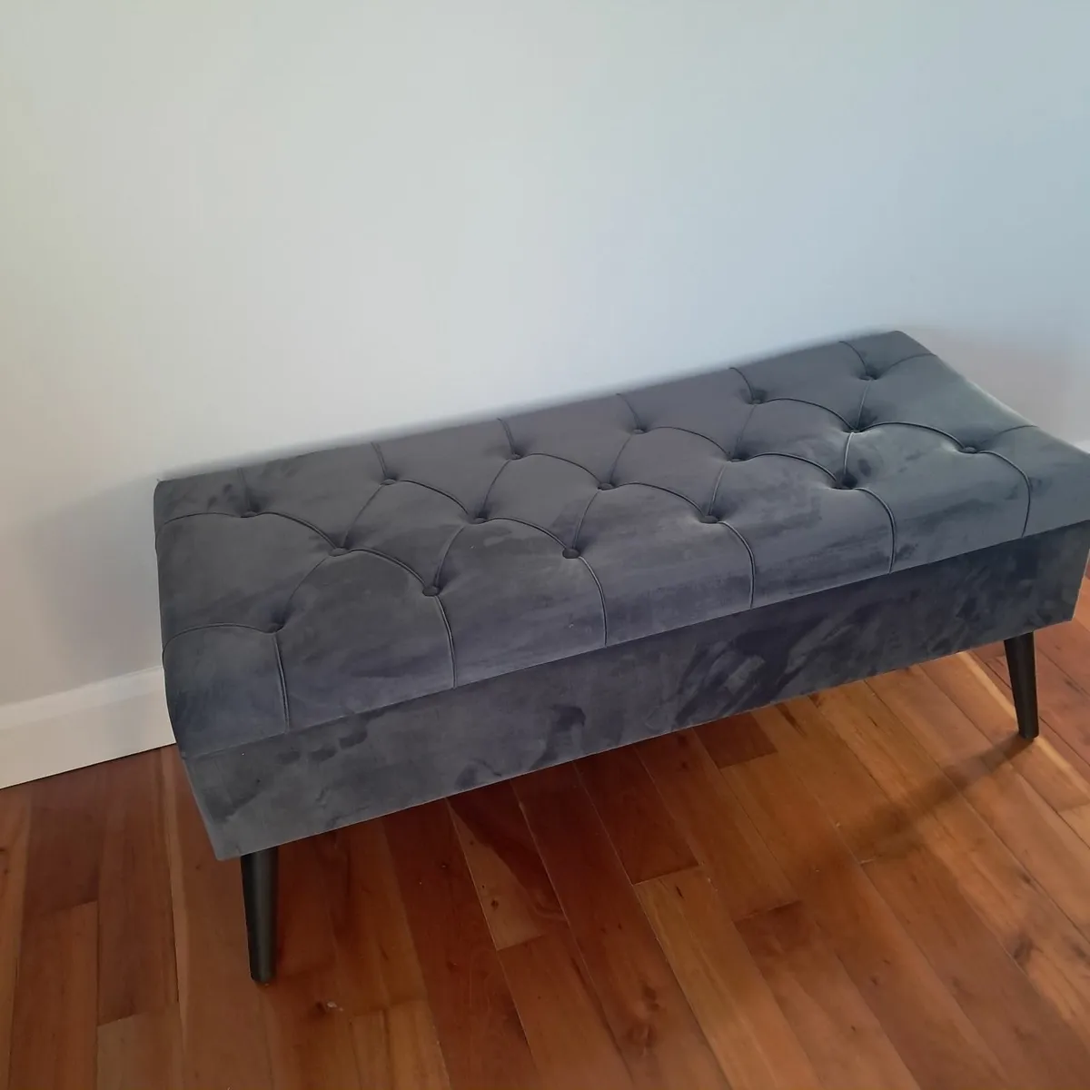 Velvet  grey Bench - Image 1