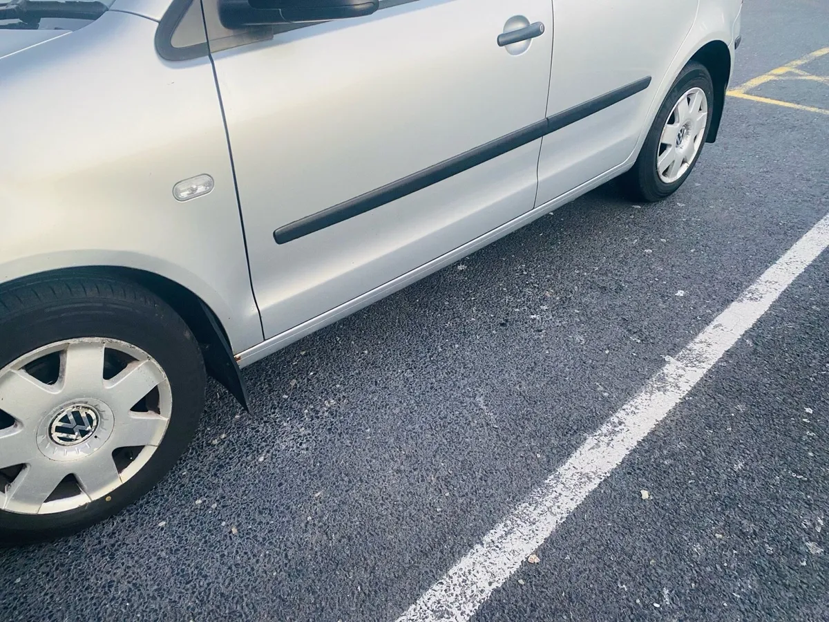 Polo Volkswagen 2005 for Sale - Image 3