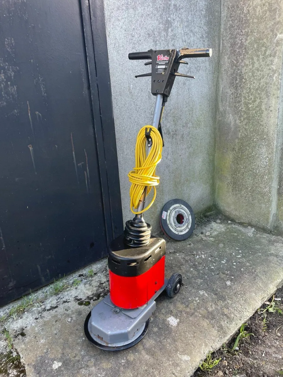 Viktor Sprite 300 Floor Scrubber - Image 3