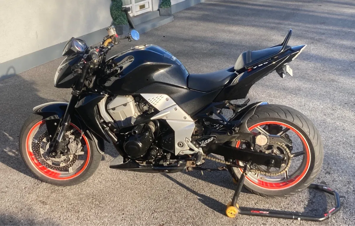 Kawasaki Z750 - Image 3