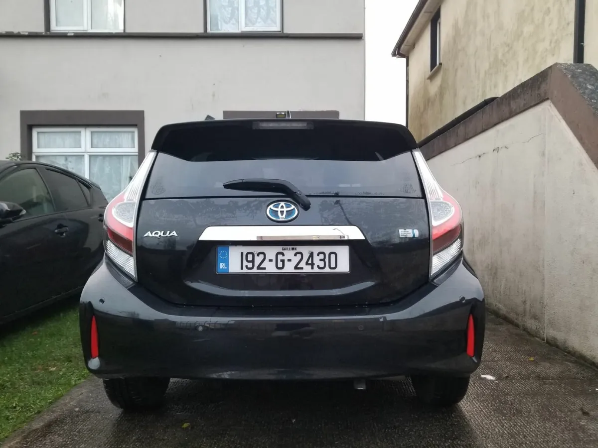 Toyota Aqua 2019 - Image 2