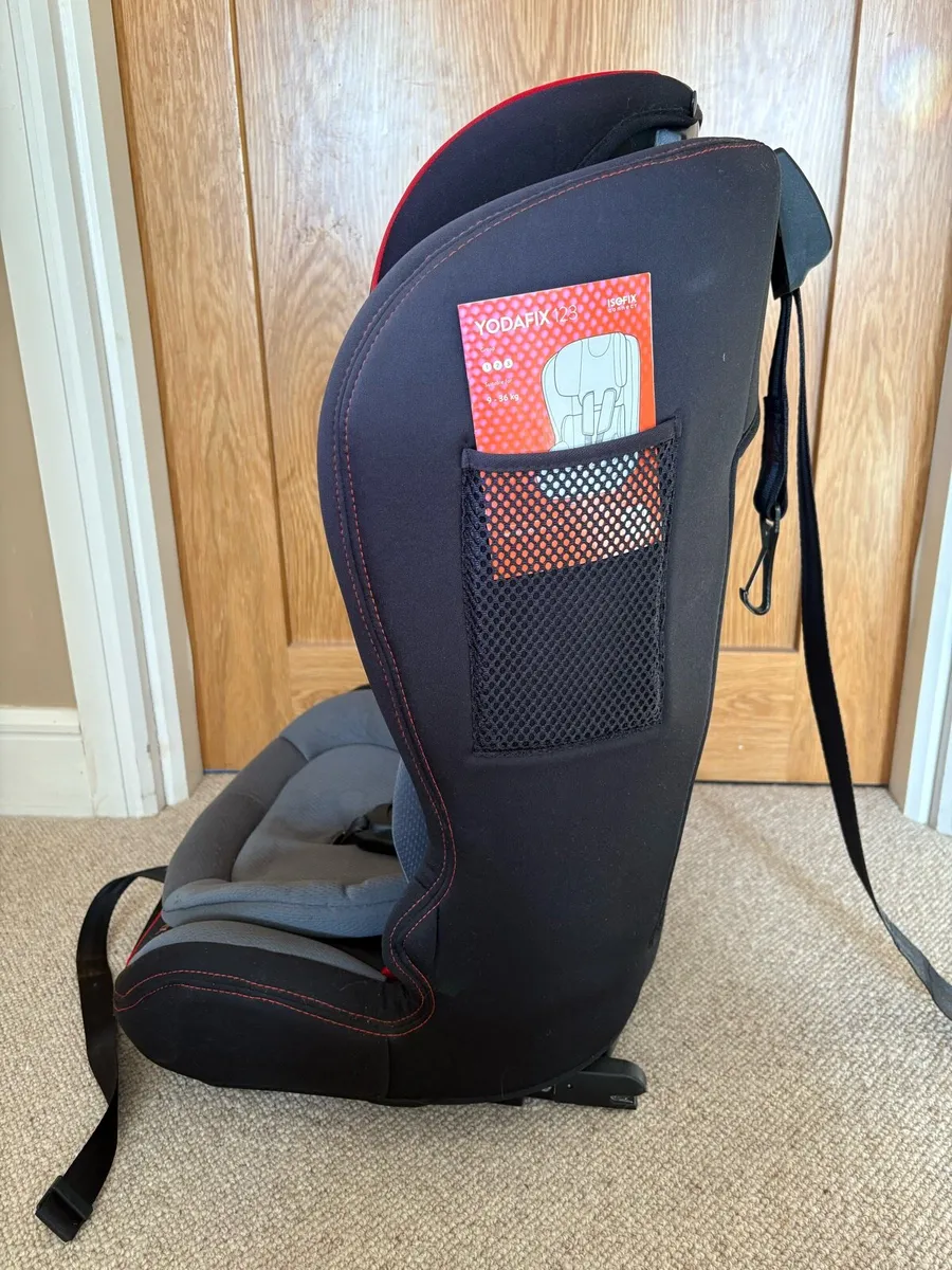 Car seat - Image 2