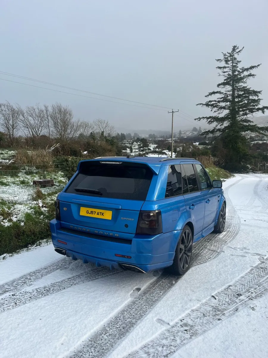 Range Rover sport - Image 2