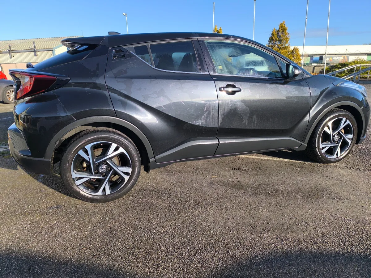 221 Toyota C-HR sport Hybrid Auto - Image 3