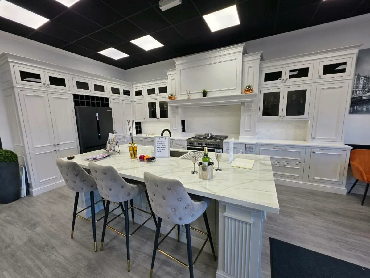 Inframe display kitchen - Image 1