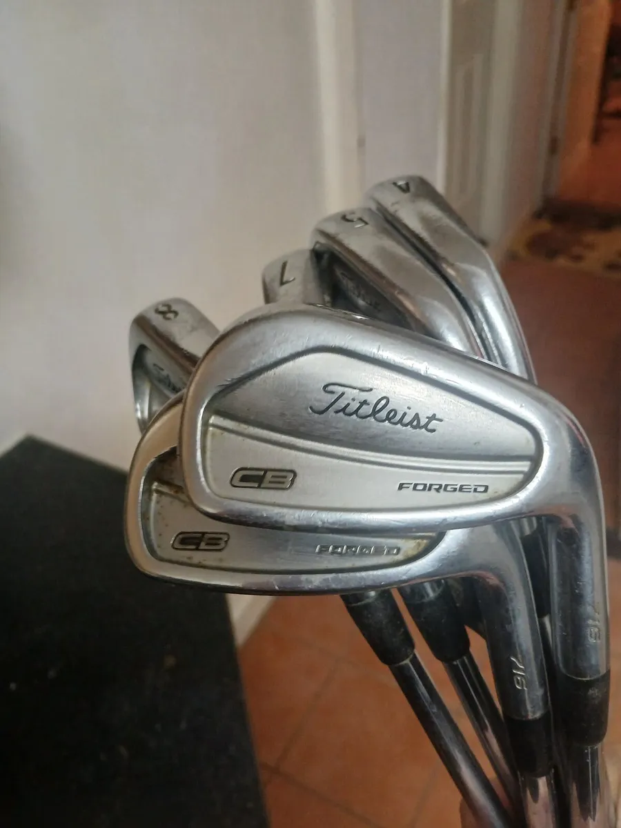 Titleist 716 cb irons - Image 2