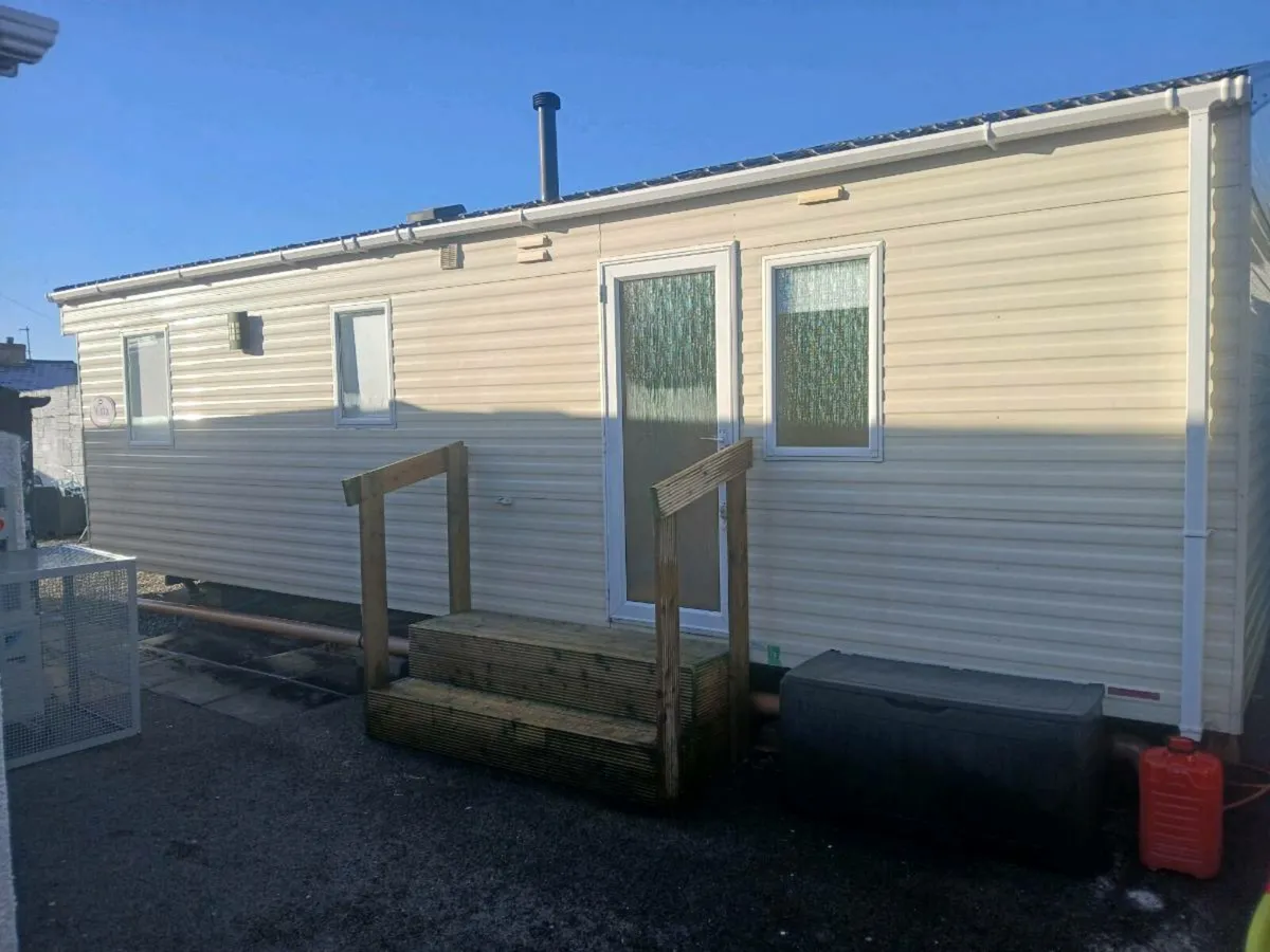 Mobile home2 - Image 1