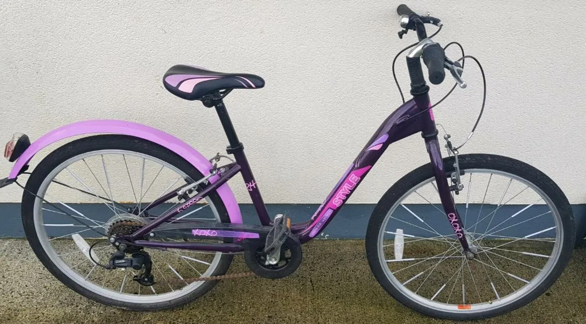 Girls bike - Image 1