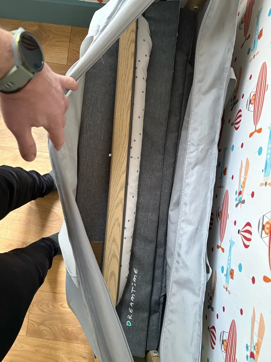 Dreamtime Co-Sleeper from LoveNCare - Image 2