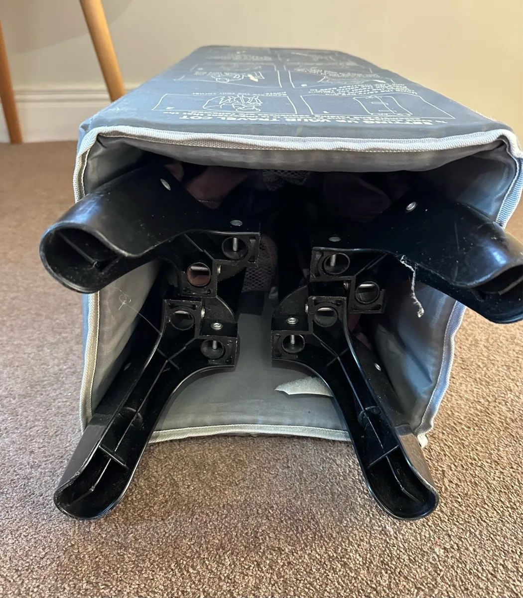 Travel Cot - Image 3