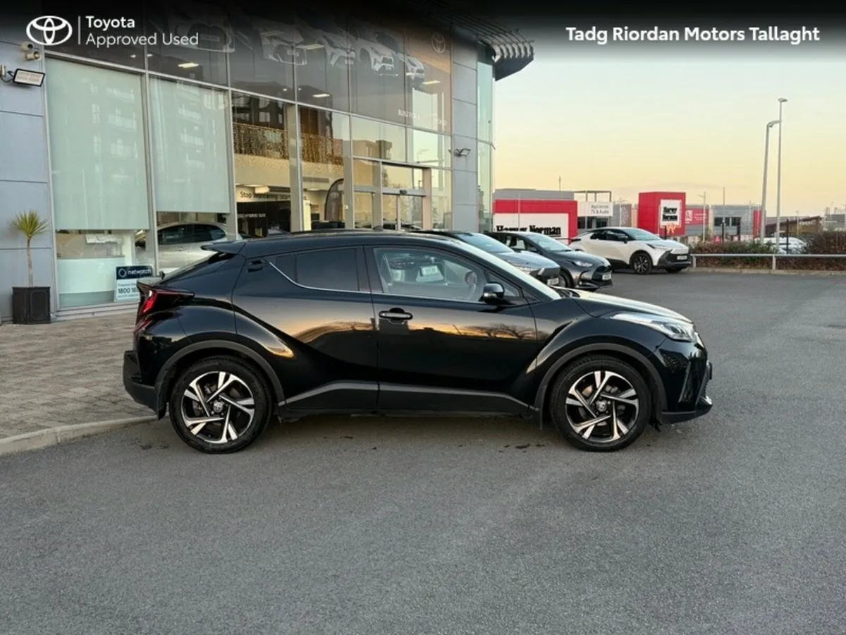 Toyota C-HR HYBRID SPORT*** 1 OWNER FROM TADG RIOR - Image 3
