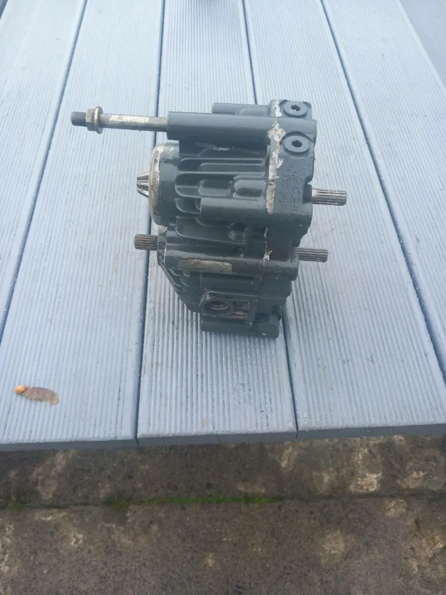 Kubota ride on mower pump repairs - Image 4