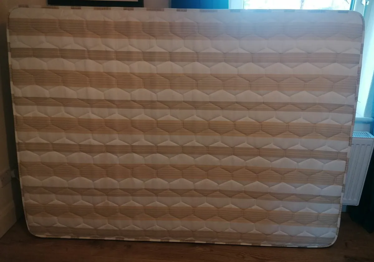 Double mattress 4'6'' unused - Image 3