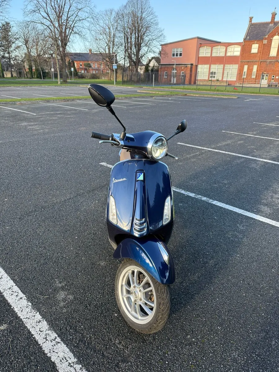 2020 Vespa Primavera 125 - Image 2