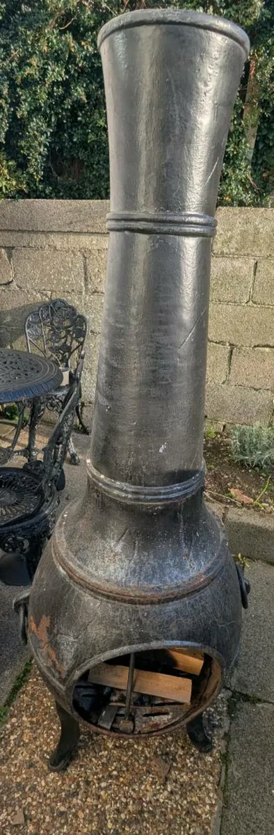 Cast iron chimney - Image 1