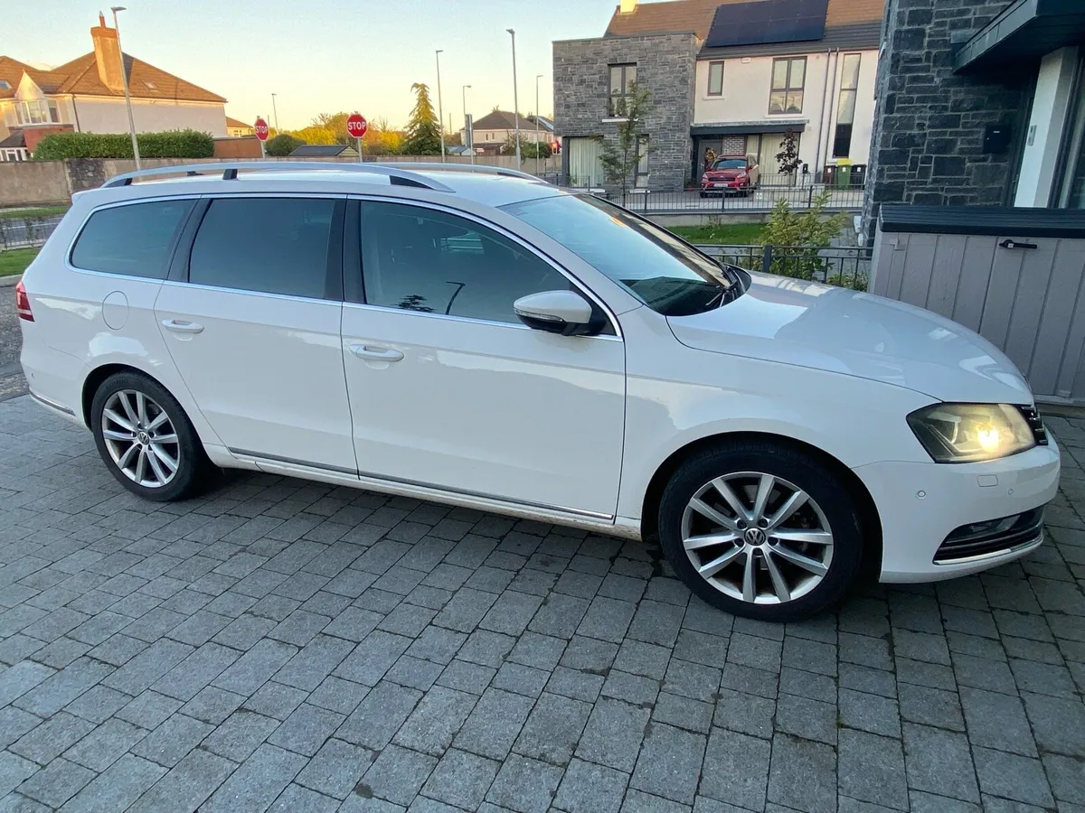 VW Passat Estate (Automatic) - Image 1