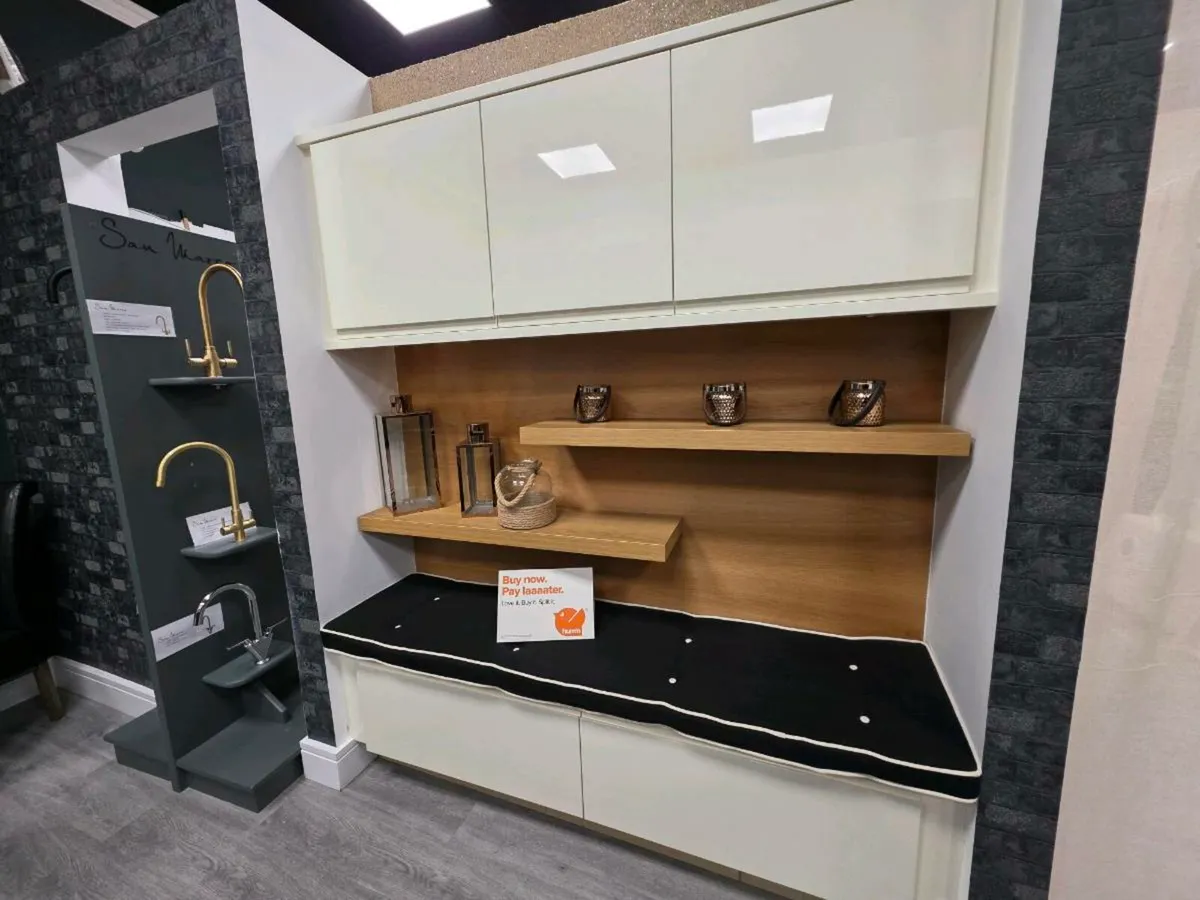 Display sitting room unit for sale