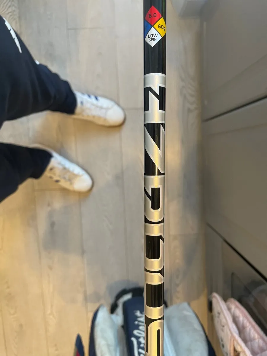 Cobra Aerojet driver 9 degrees stiff 50th edition - Image 3