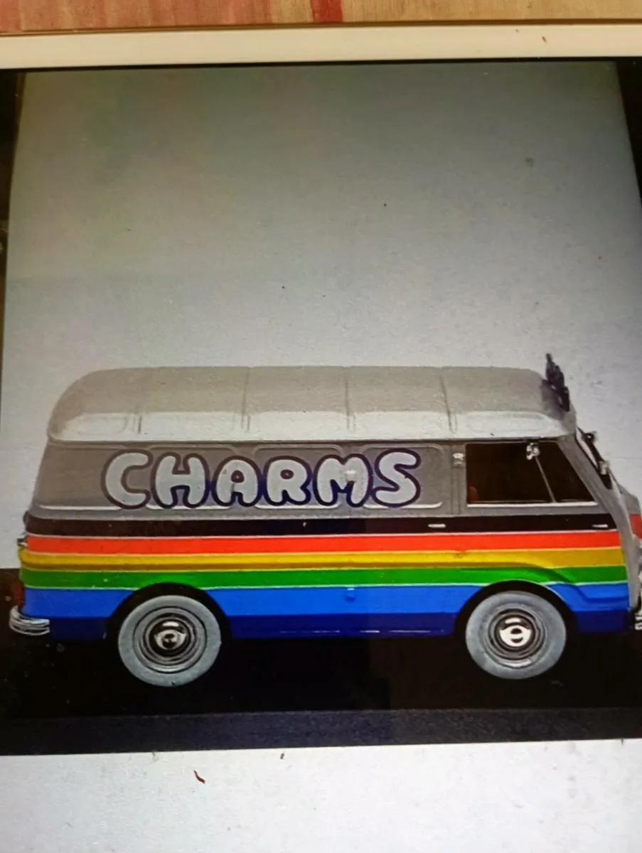 ALFA ROMEO CHARMS 1959 1-43 ITALIAN DIE CAST MODLE - Image 2