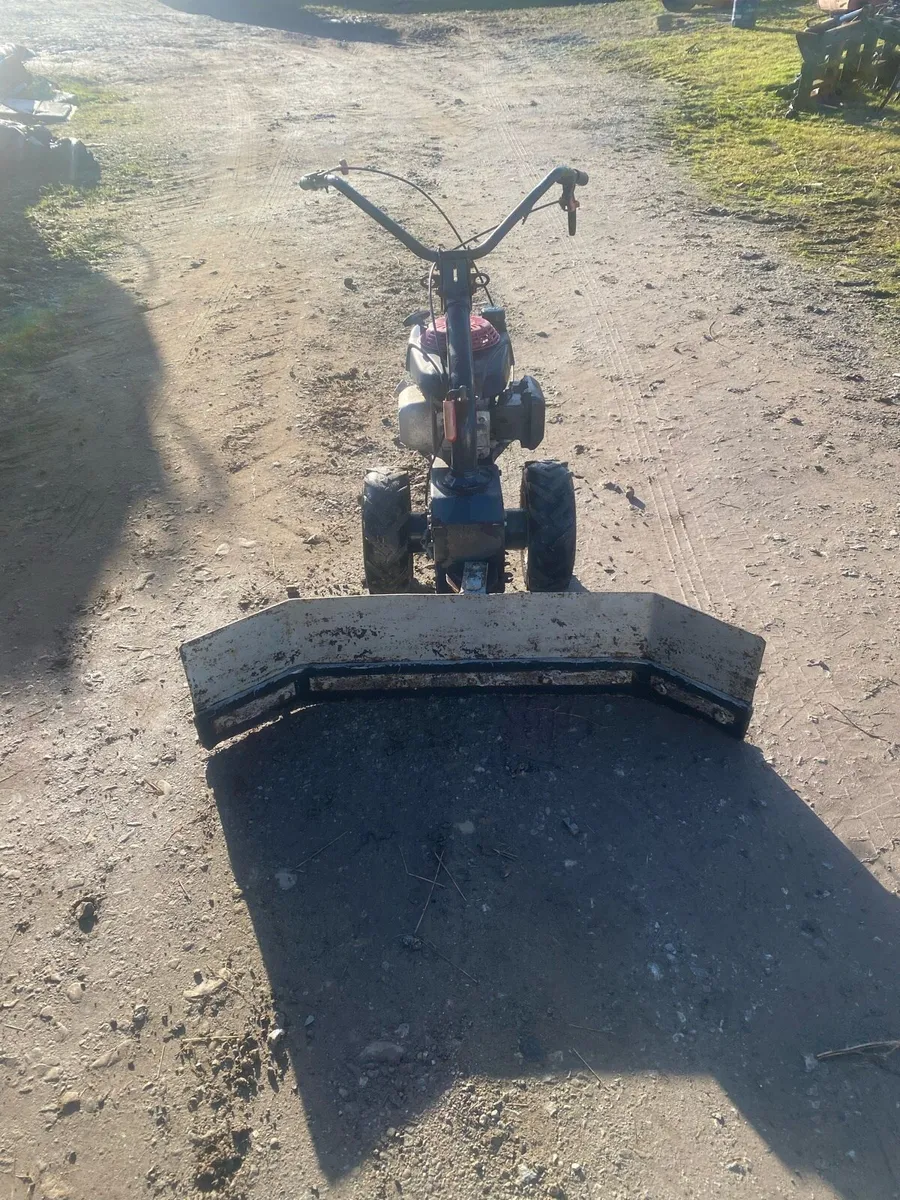 Honda yard scrapper - Image 1