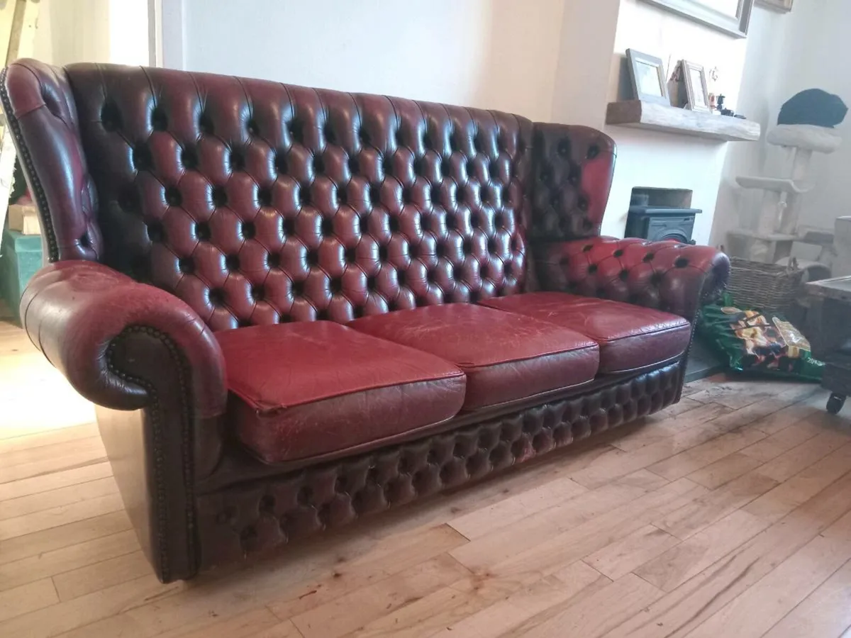 antique  chesterfield 3 seater - Image 4