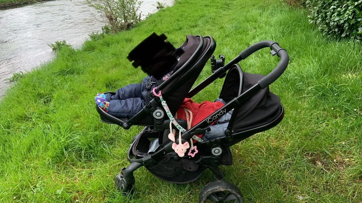 Double buggy
