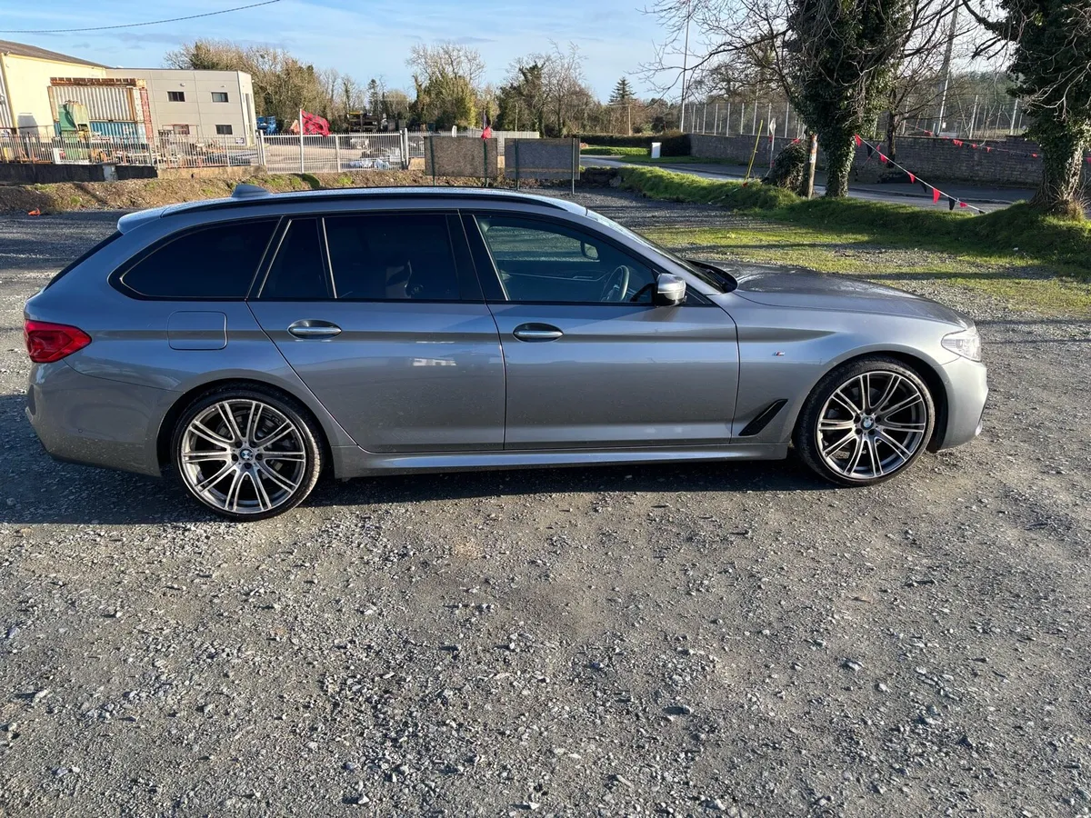 BMW 5 series touring - Image 3
