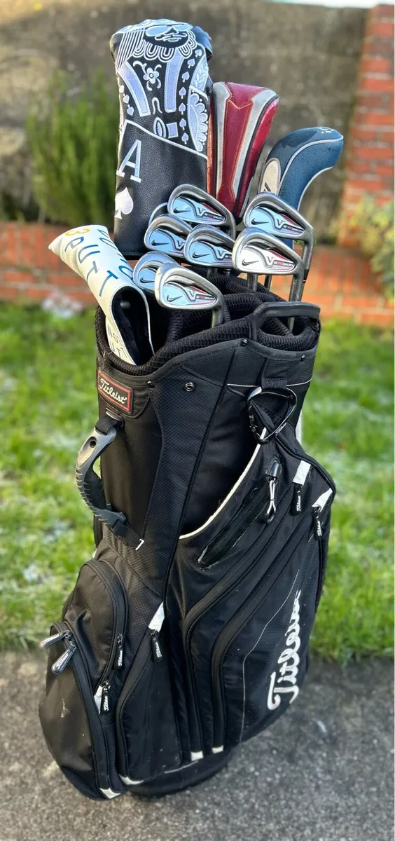 Full set of golf clubs - Image 1