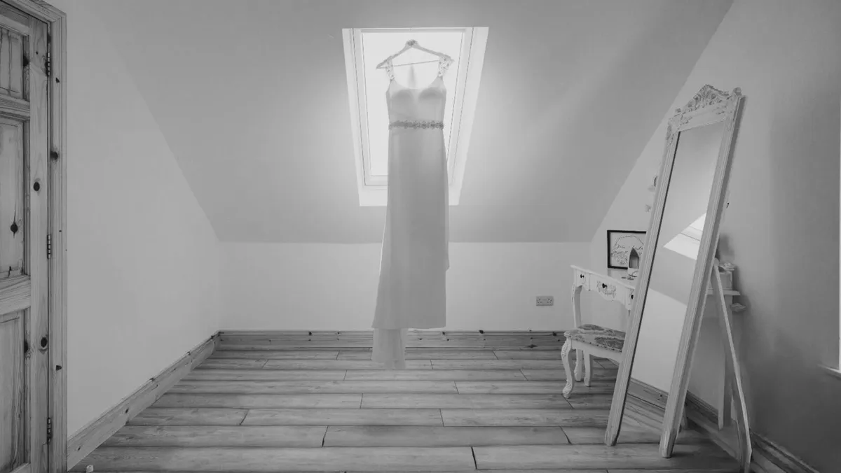 Wedding dress - Image 1