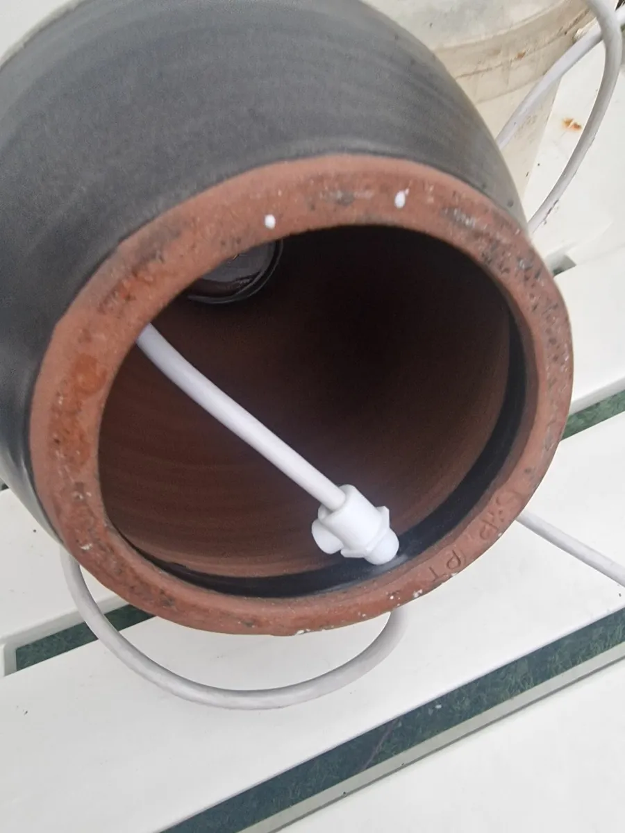 Stephen Pearce pottery. - Image 3