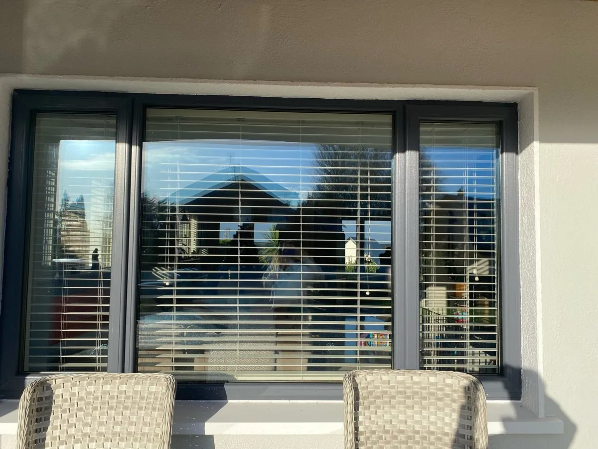 Complete front of house Blinds - Image 1