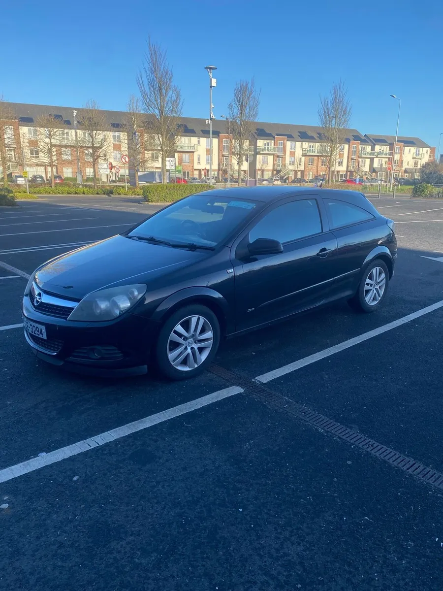 Opel Astra 3 Door Coupe - Image 3