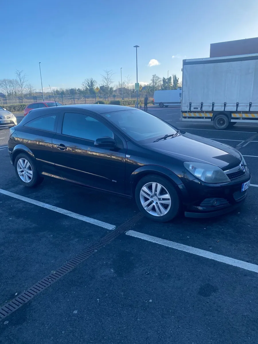 Opel Astra 3 Door Coupe - Image 4