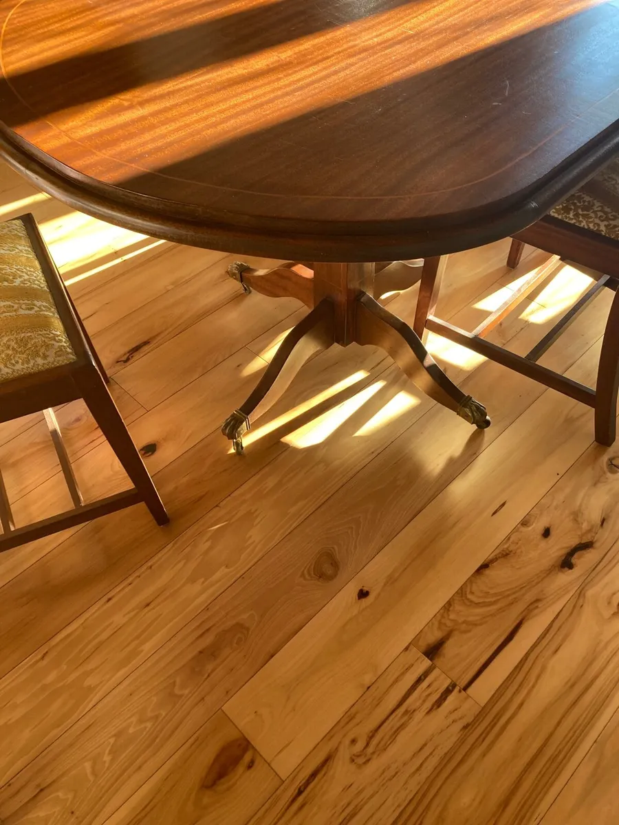 Mahogany table and 6 chairs - Image 2