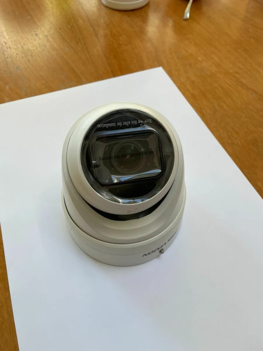 Network Camera HIKVISION DS-2CD2H82G2-IZS - Image 1