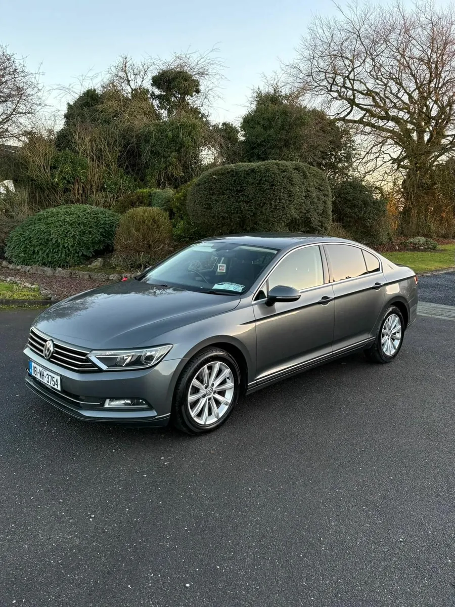 Volkswagen Passat 2016 - Image 1