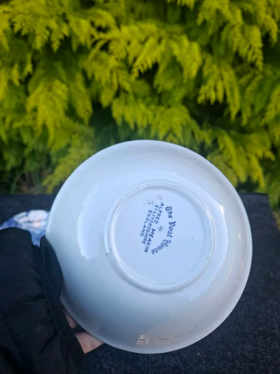 4 staffoshire bowls - Image 2