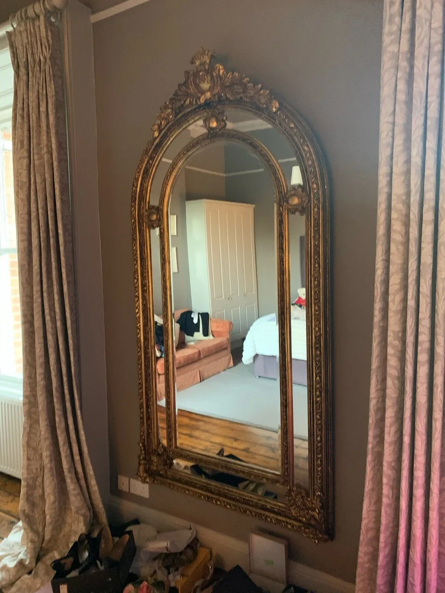 Antique style Mirror - Image 1