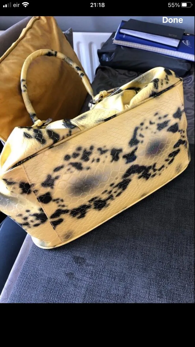 Ladies new bag €10 - Image 3