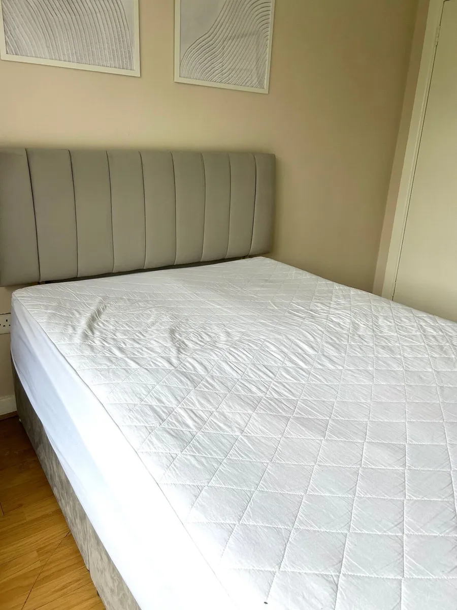 Silver plush Bed frame standard double - Image 3