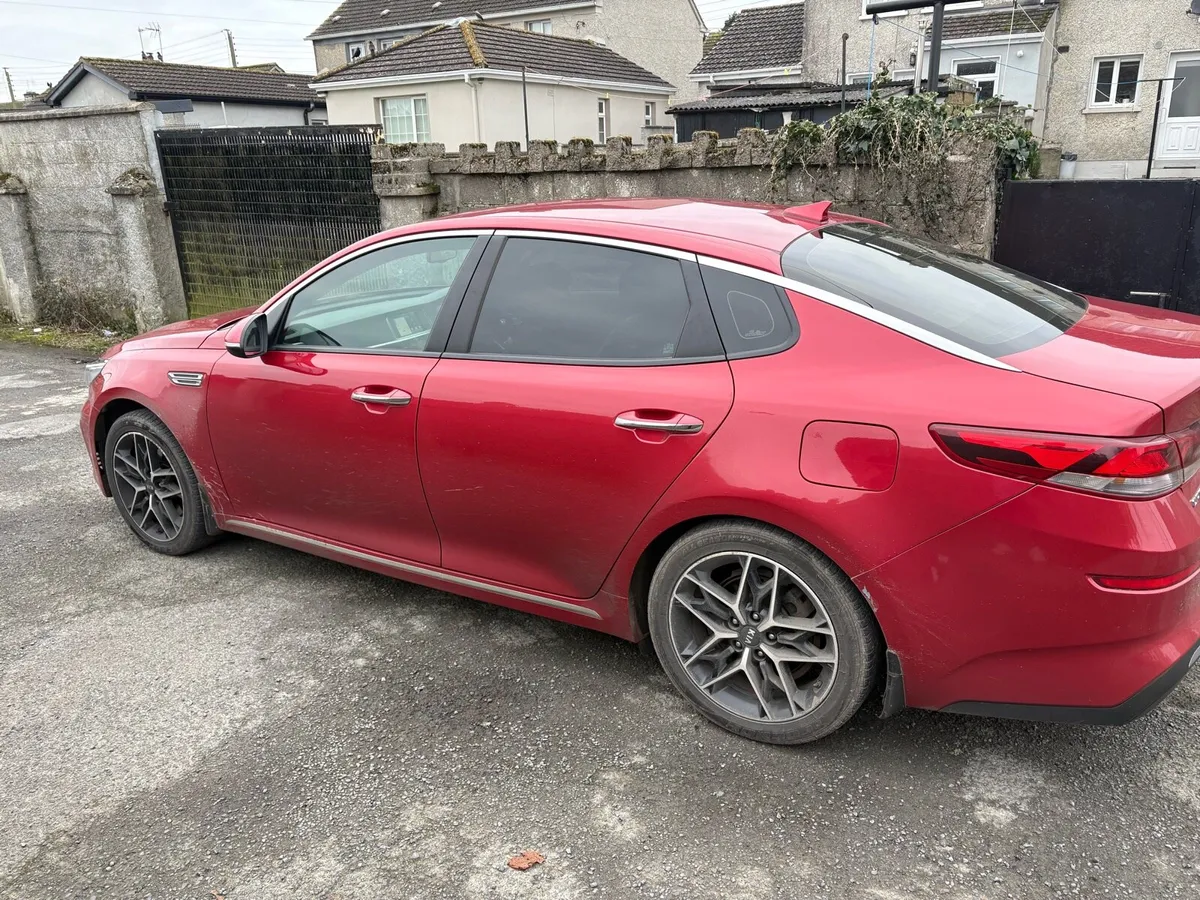 Kia Optima - Image 2